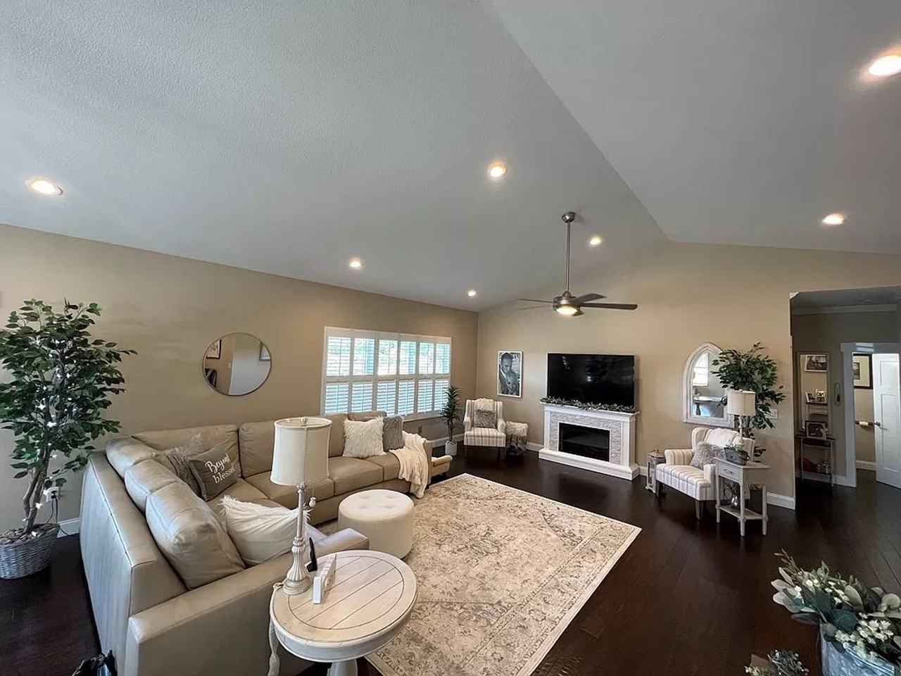 161 Clear Creek Way - Photo 6 of 22