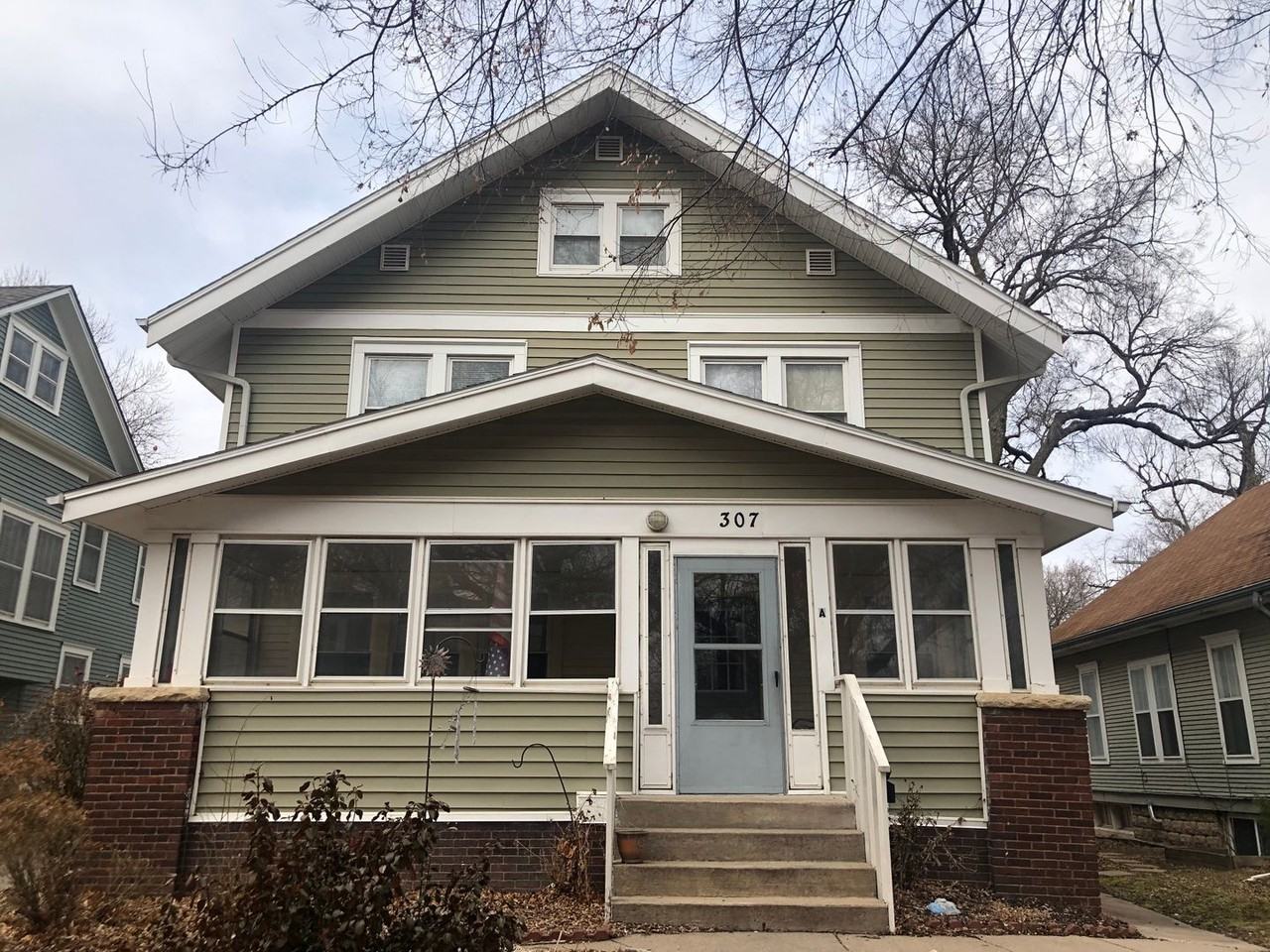 307 N 16th St - Photo 2 of 14