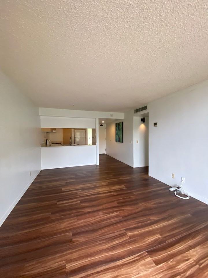 84-680 Kili Dr #302 - Photo 3 of 11