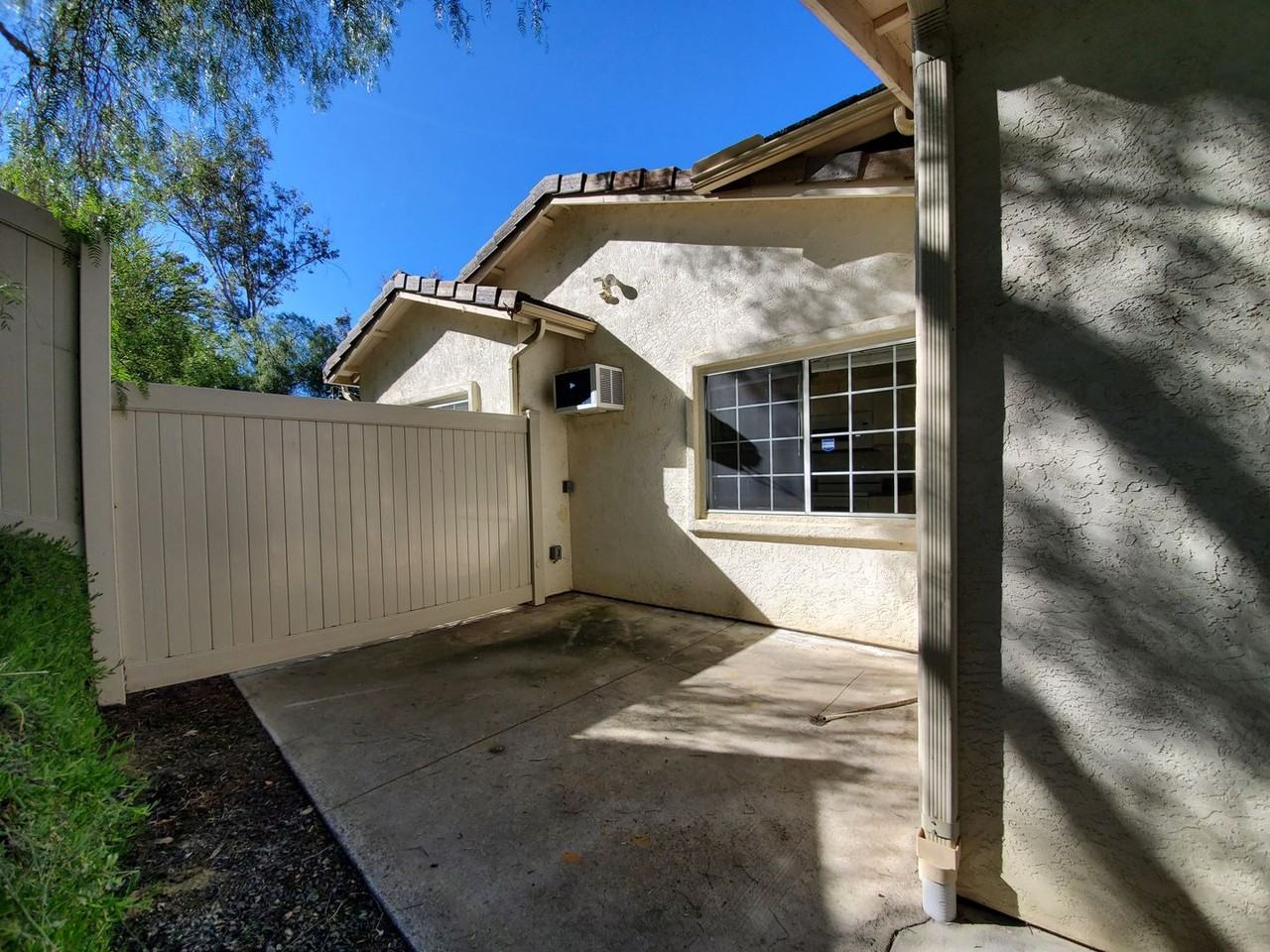 4927 Seascape Dr #2 - Photo 5 of 7