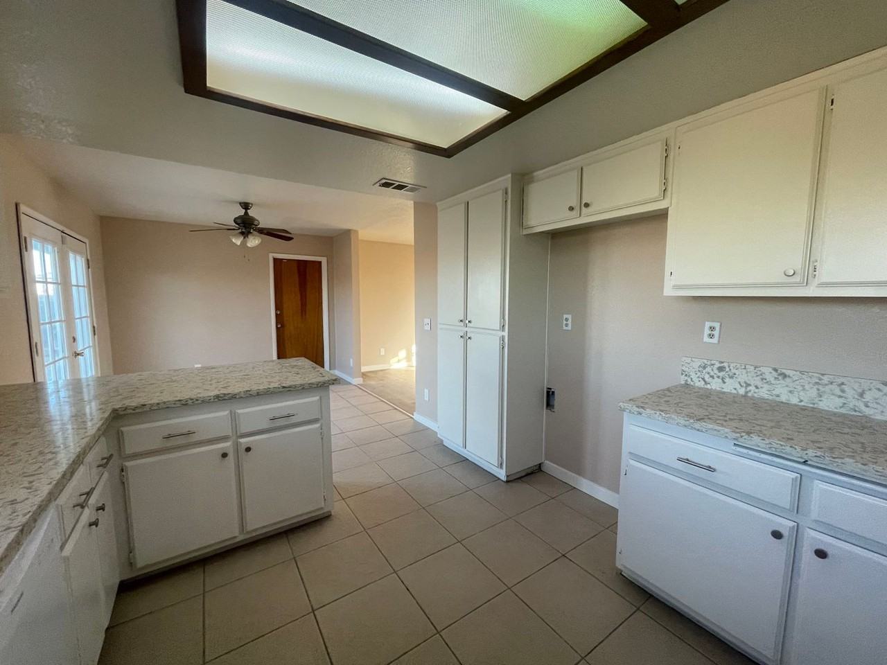 8925 Satinwood Ave - Photo 3 of 14