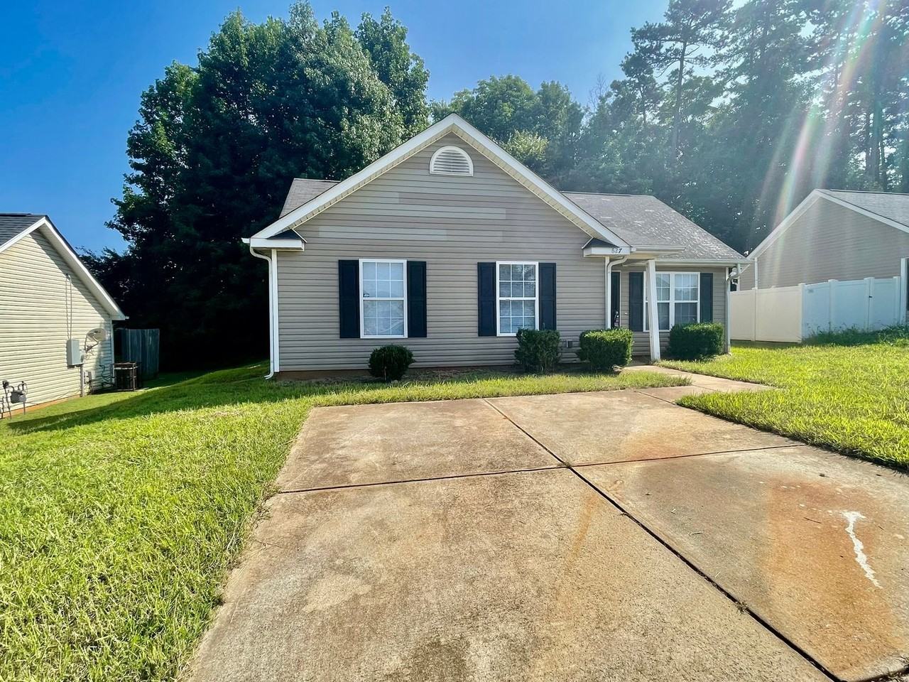 627 Mistral Way - Photo 2 of 19