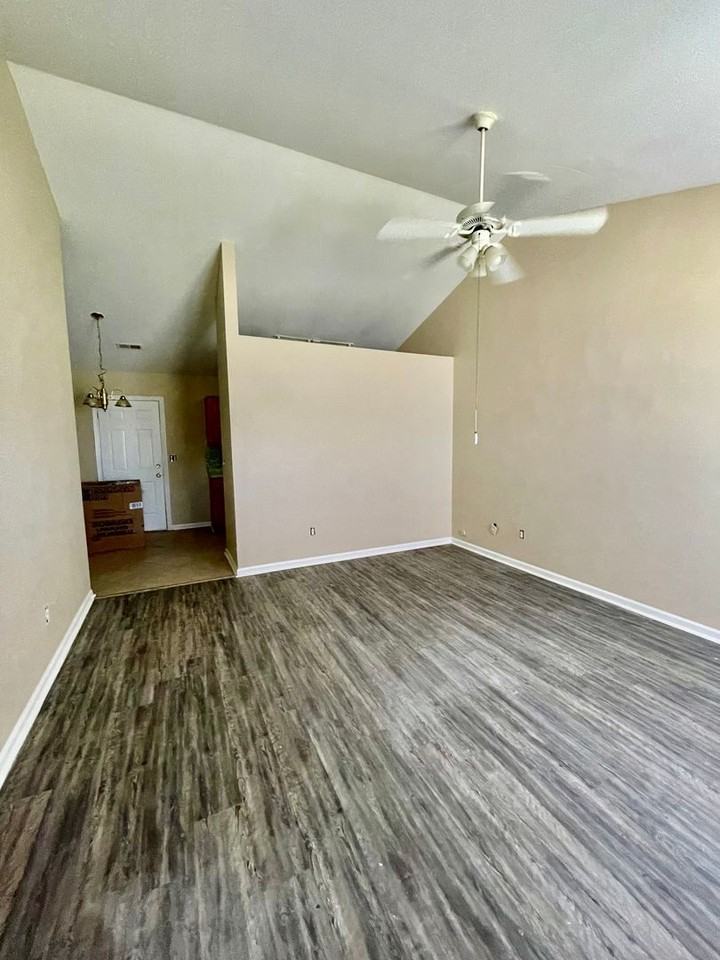 627 Mistral Way - Photo 4 of 19