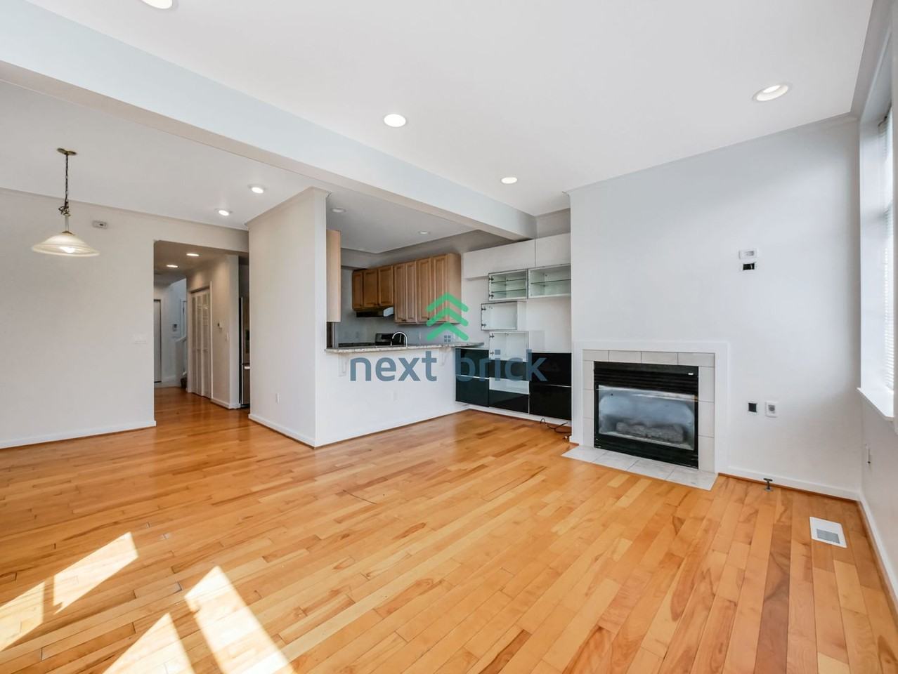 11240 Ne 87th St - Photo 3 of 13