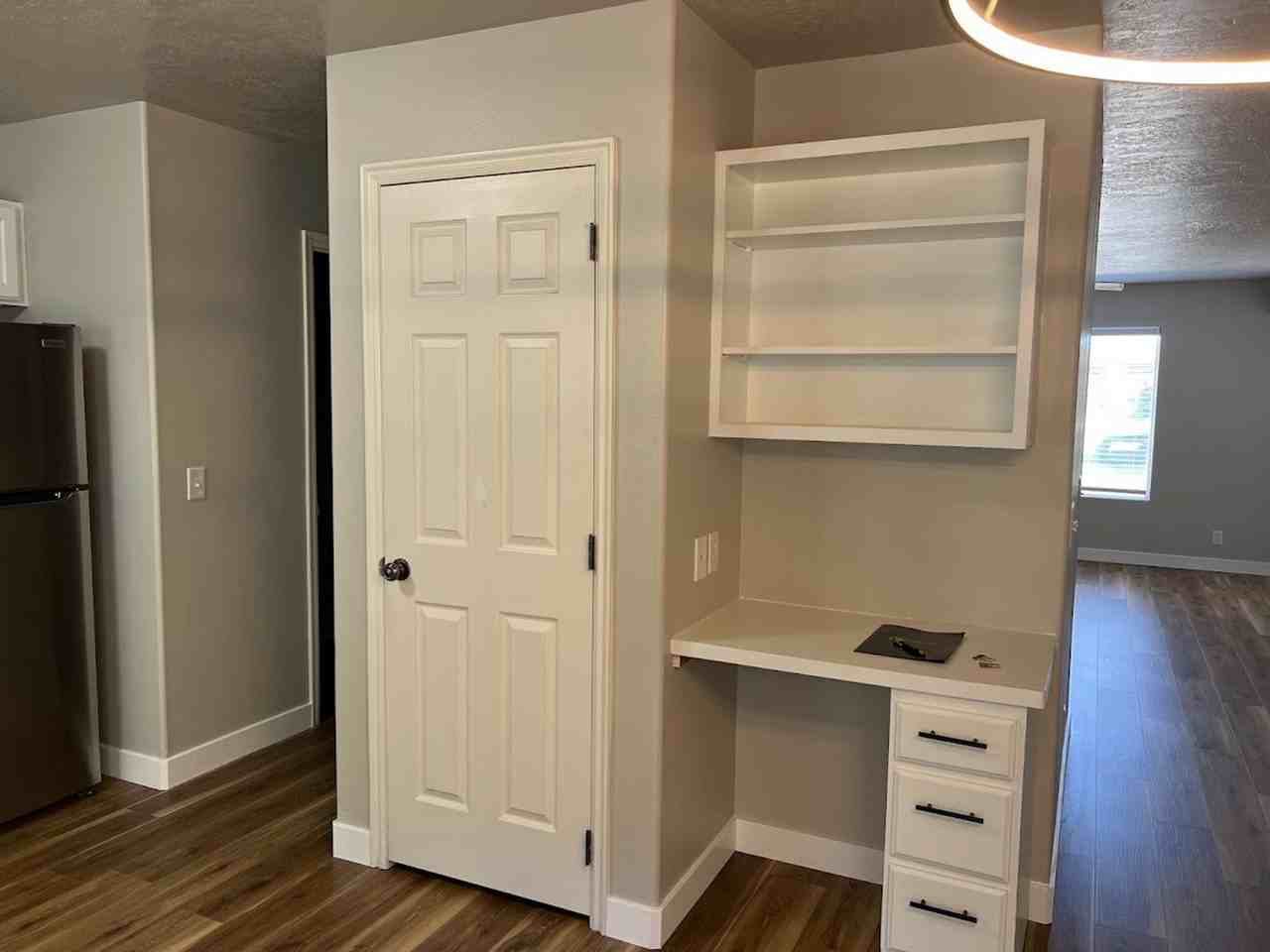 1148 Northfield Rd #21 - Photo 4 of 13