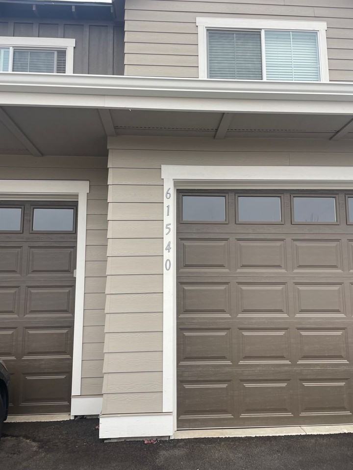 202- 61540 Lucia St BW - Photo 2 of 14