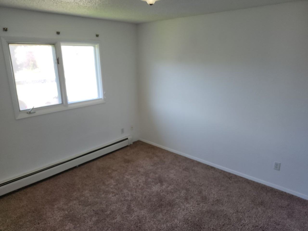 4200 Florina St. - Photo 2 of 7