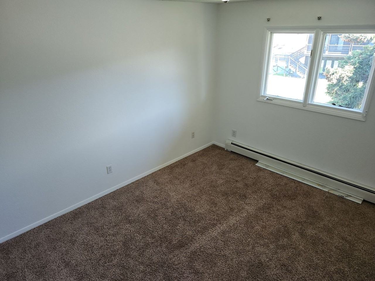 4200 Florina St. - Photo 3 of 7