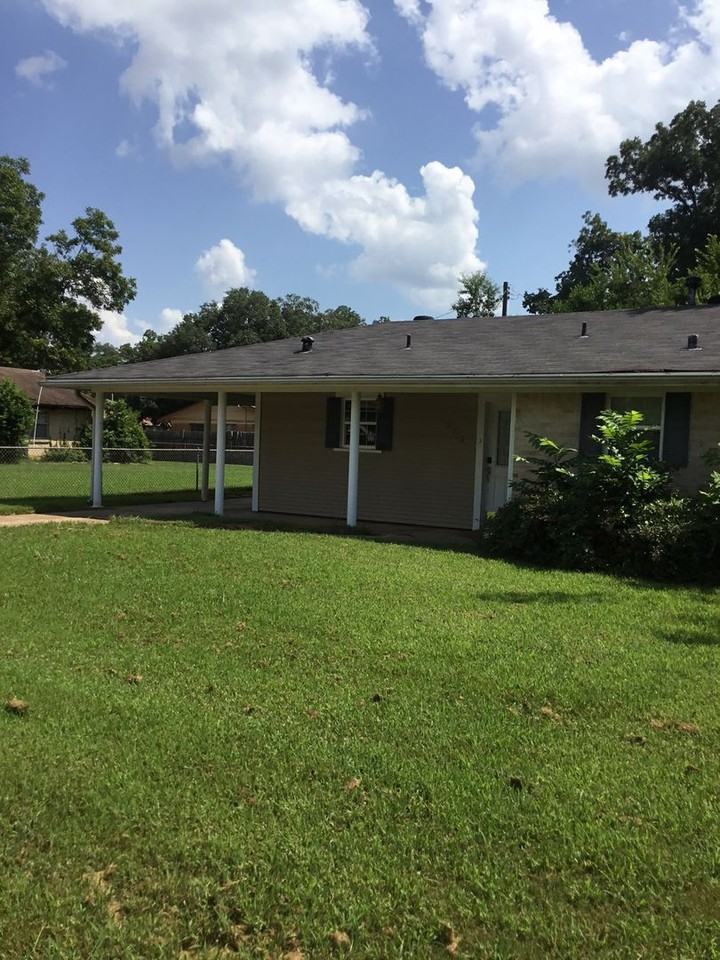 2713 Sevier St - Photo 2 of 20