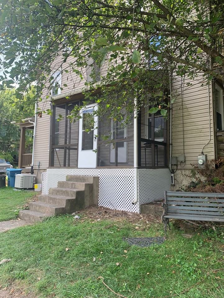 890 Market St - Photo 3 of 22