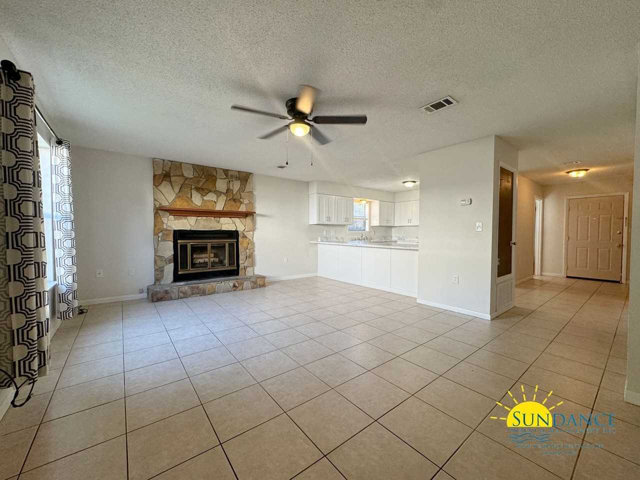 948 Mcfarlan Ave - Photo 2 of 21