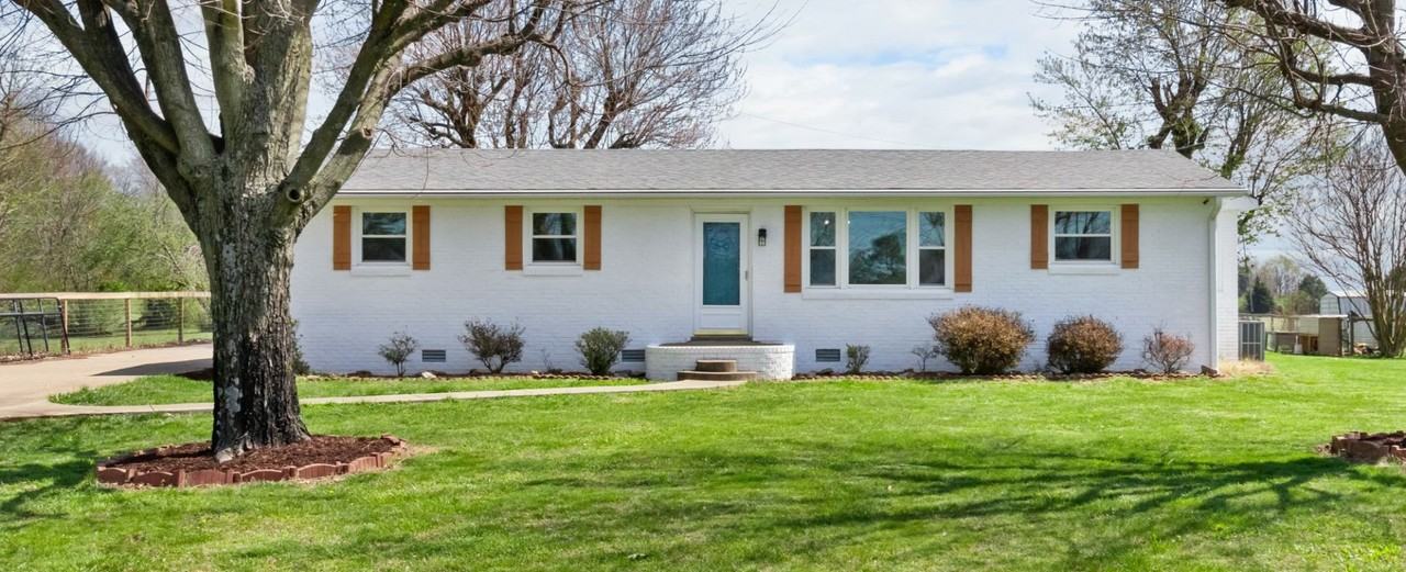 2575 Cook Rd - Photo 2 of 50