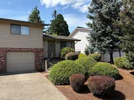 4995 Pam Ave Se - Photo 1 of 1