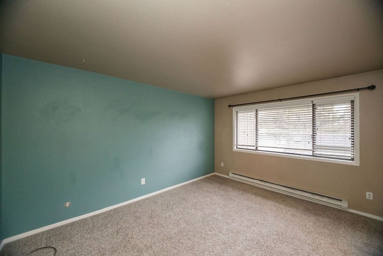 1133 Indian Summer Ct - Photo 3 of 34