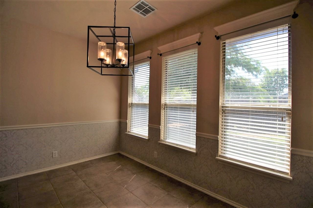 16601 La Paloma Ln - Photo 7 of 14