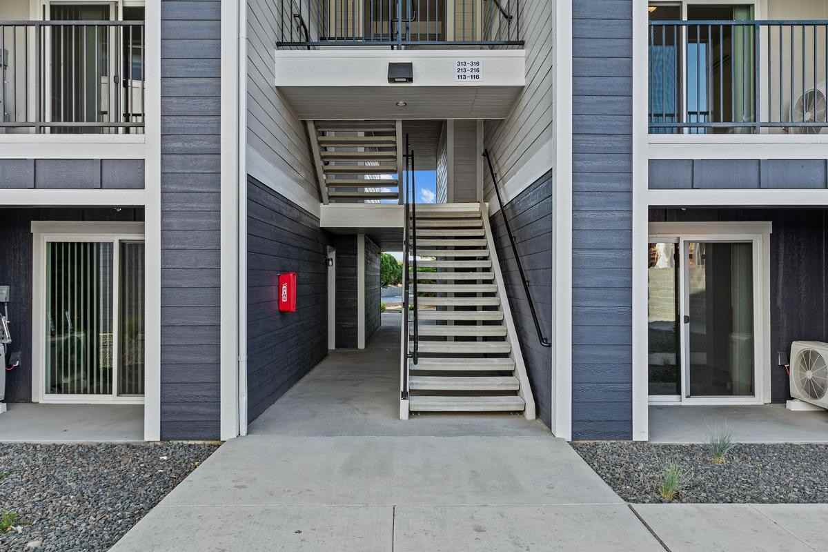 355 Bradley Boulevard