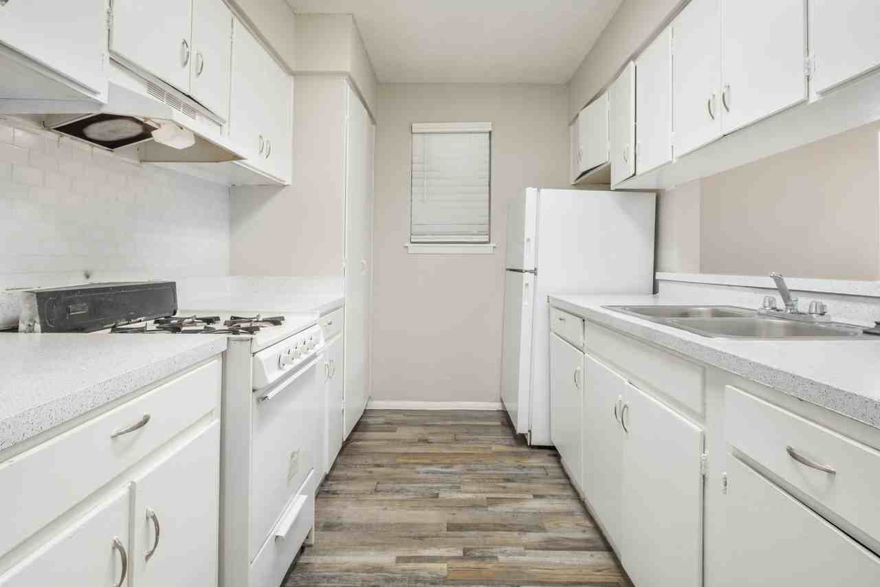 Magnolia Flats - Photo 5 of 19