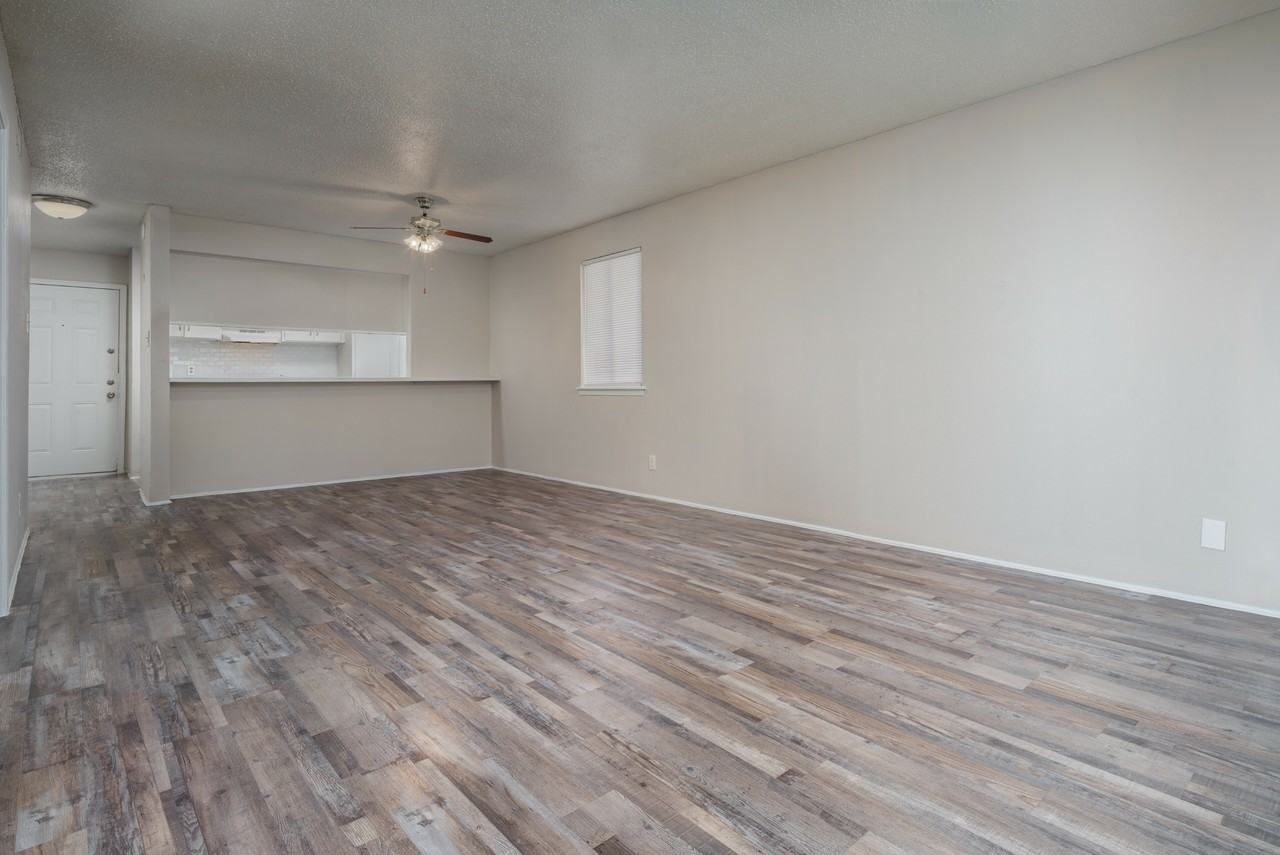 Magnolia Flats - Photo 6 of 19