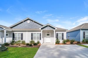 featured image of 155 Highlands Glen