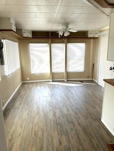 1390 Western Dr - Photo 2 of 9