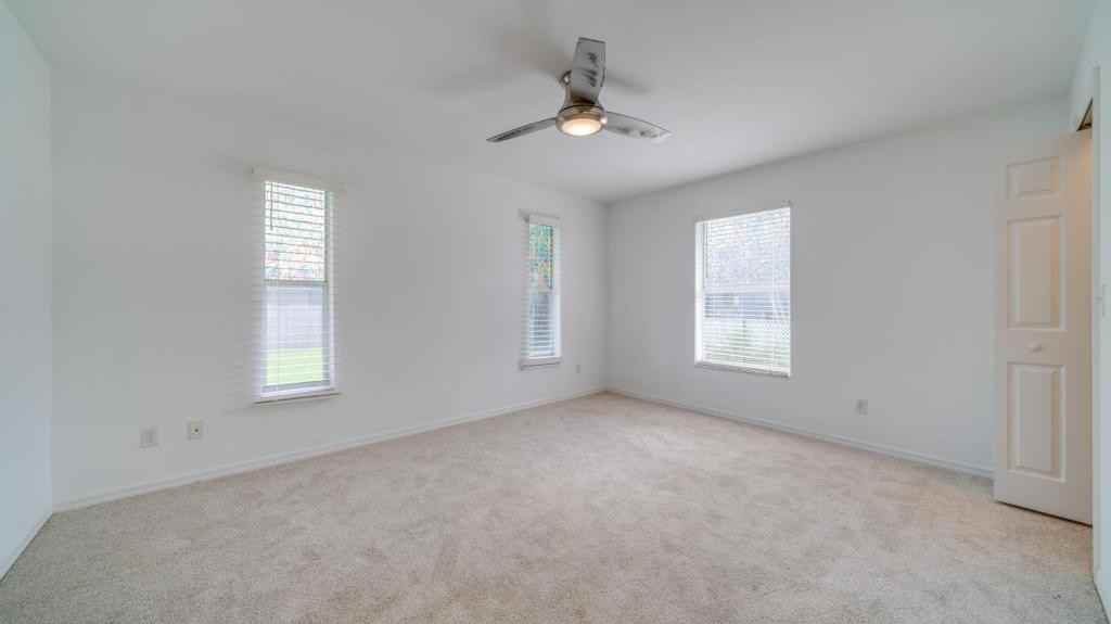 1501 Sw 14th St - Photo 5 of 31