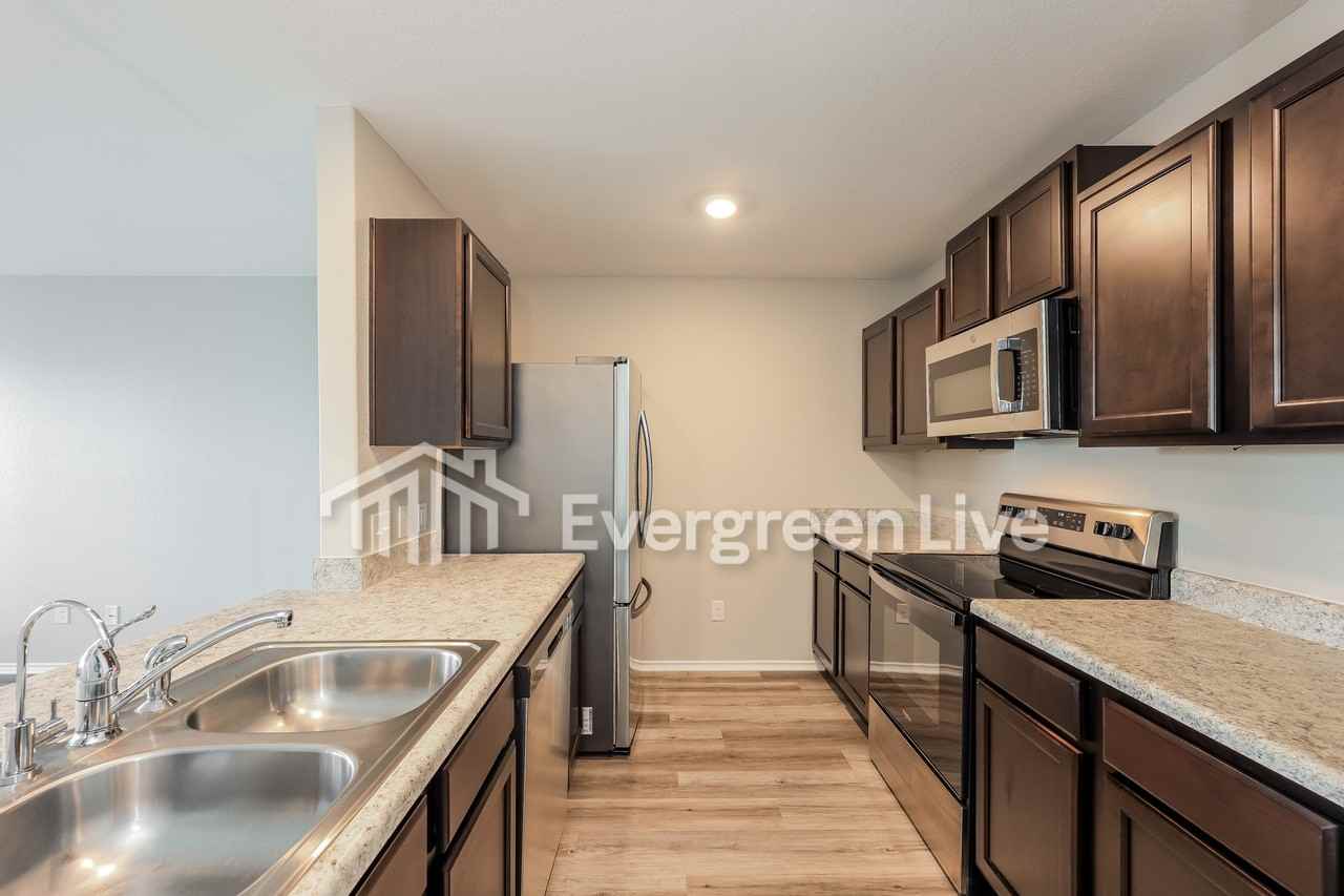 7626 Hercules Pt - Photo 2 of 11