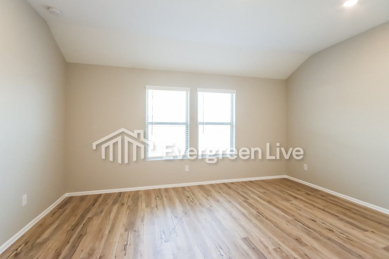 19088 Sonora Chase Dr - Photo 5 of 12