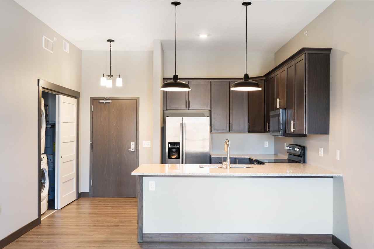 Depot Building C Luxury Rentals - Photo 7 of 17