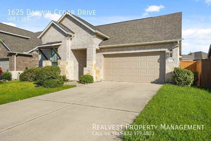 1625 Darwin Cedar Dr - Photo 2 of 2