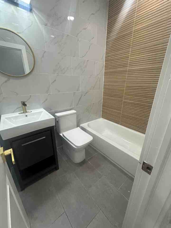 85 Zabriskie St #4 - Photo 5 of 9