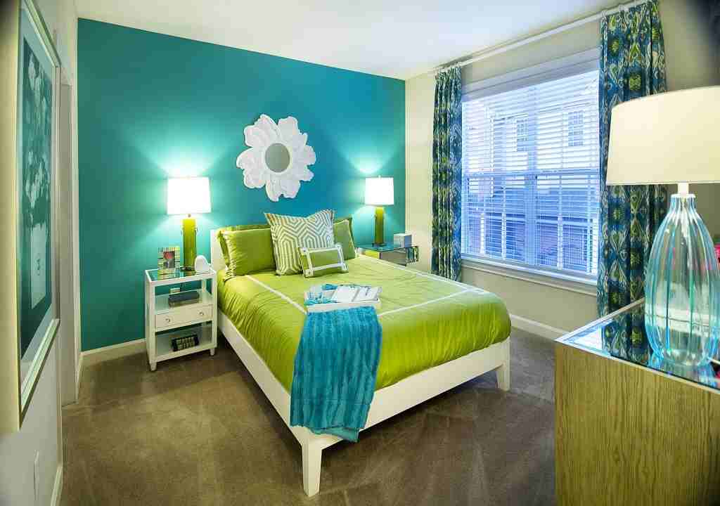 Gables Montclair - Photo 2 of 16