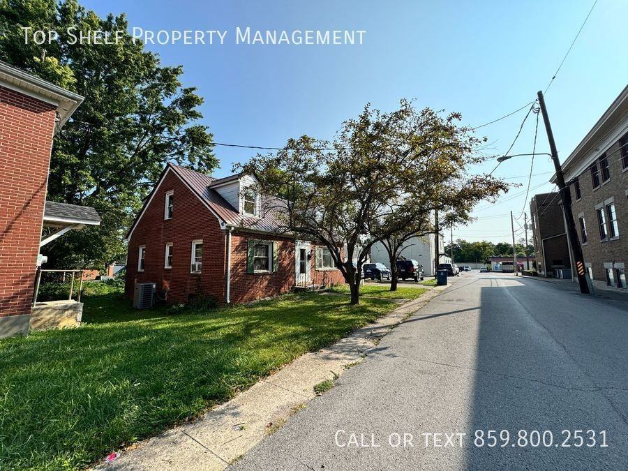 106 Chautauqua St - Photo 2 of 7