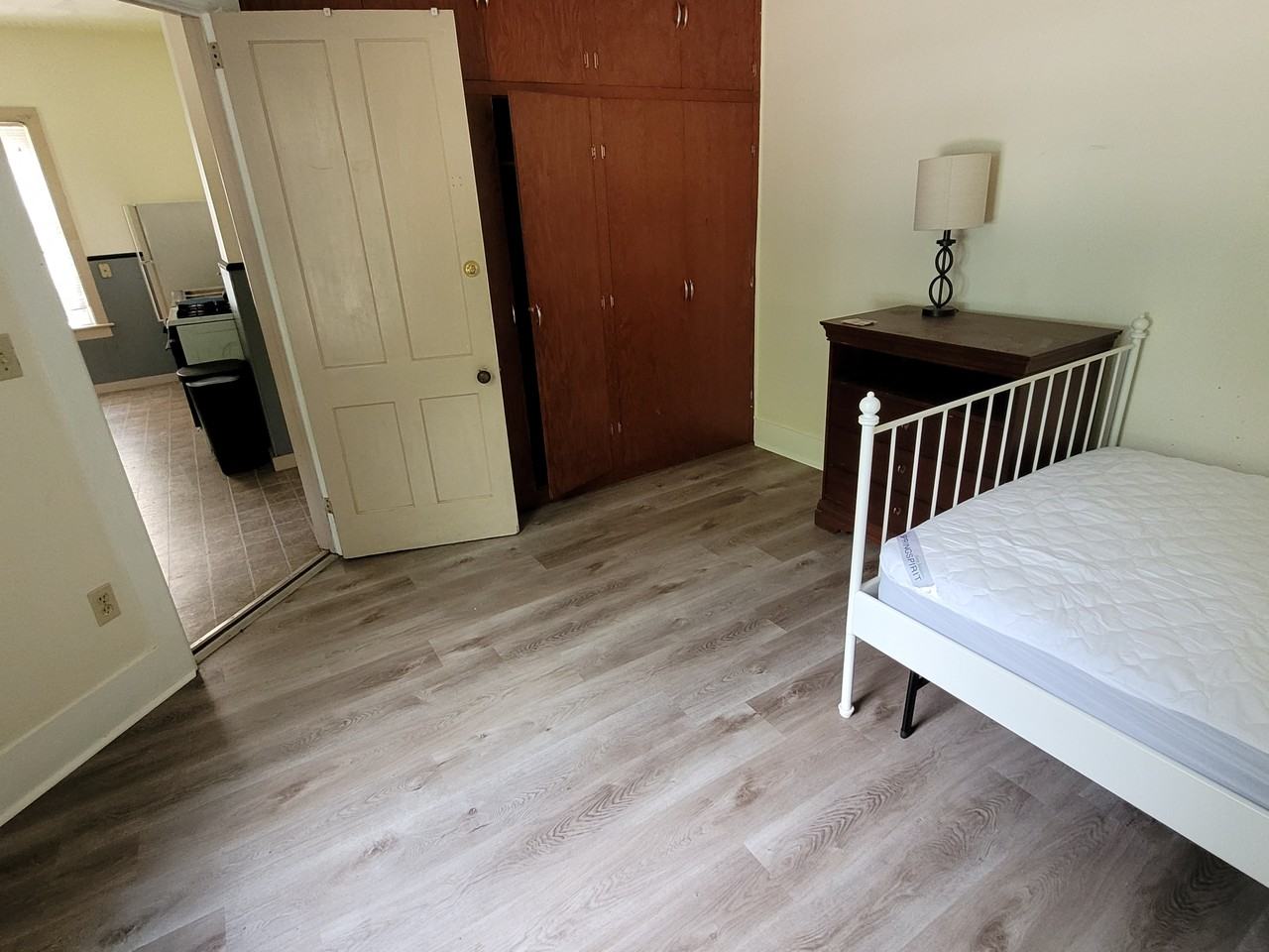 32 Cliff St #1 - Photo 2 of 7