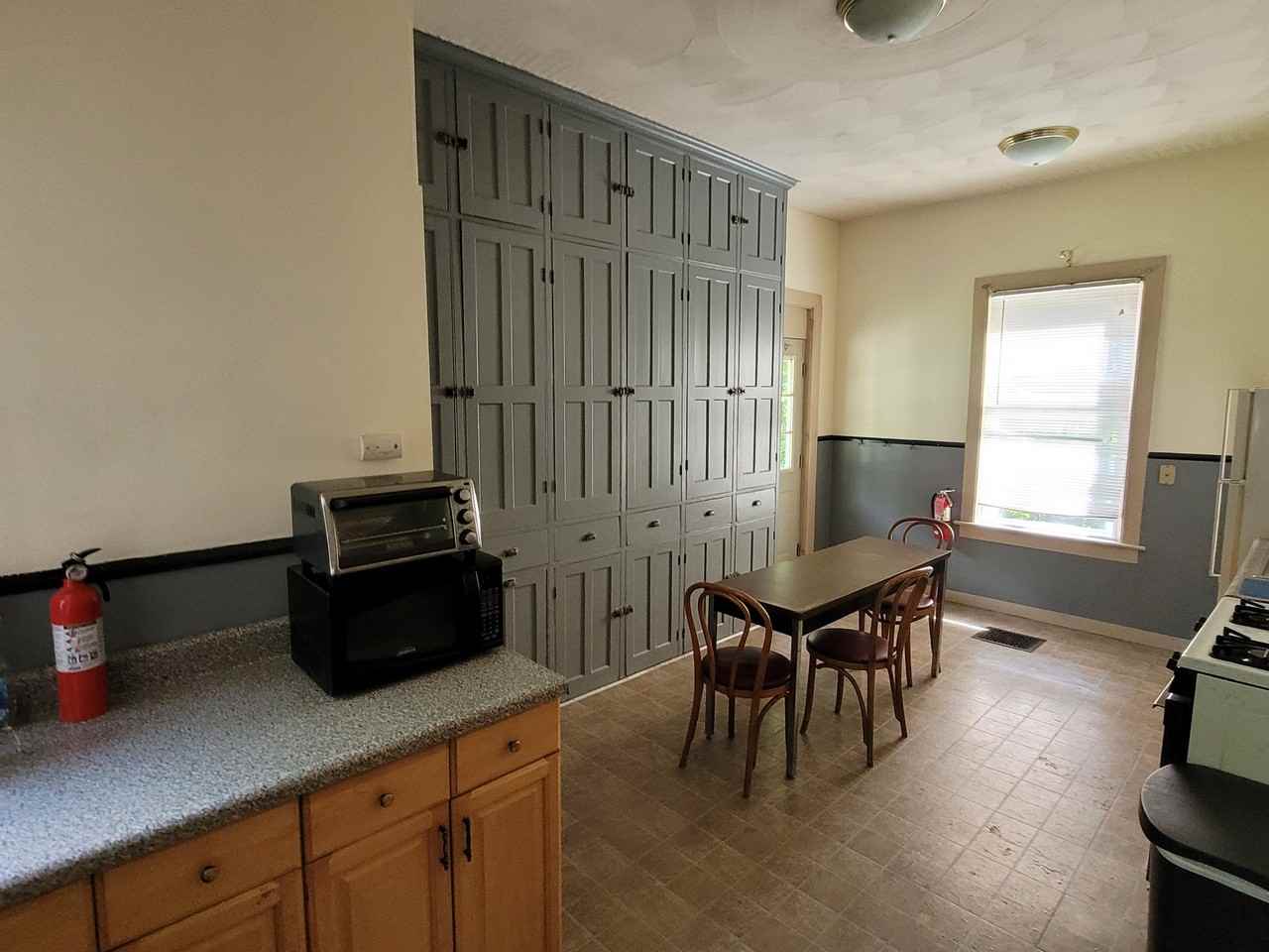 32 Cliff St #1 - Photo 3 of 7