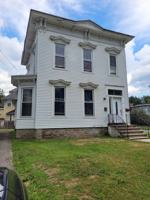 featured image of 65 Student Housing 65 Center St #5