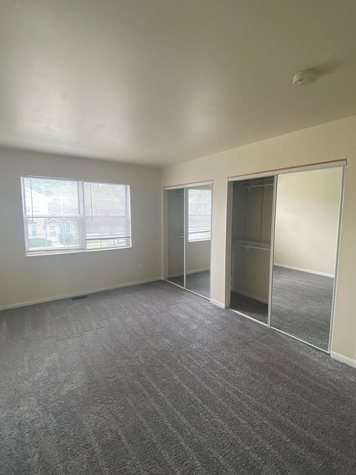 North Lake Shore Drive Palatine, IL 60067 - Photo 2 of 16