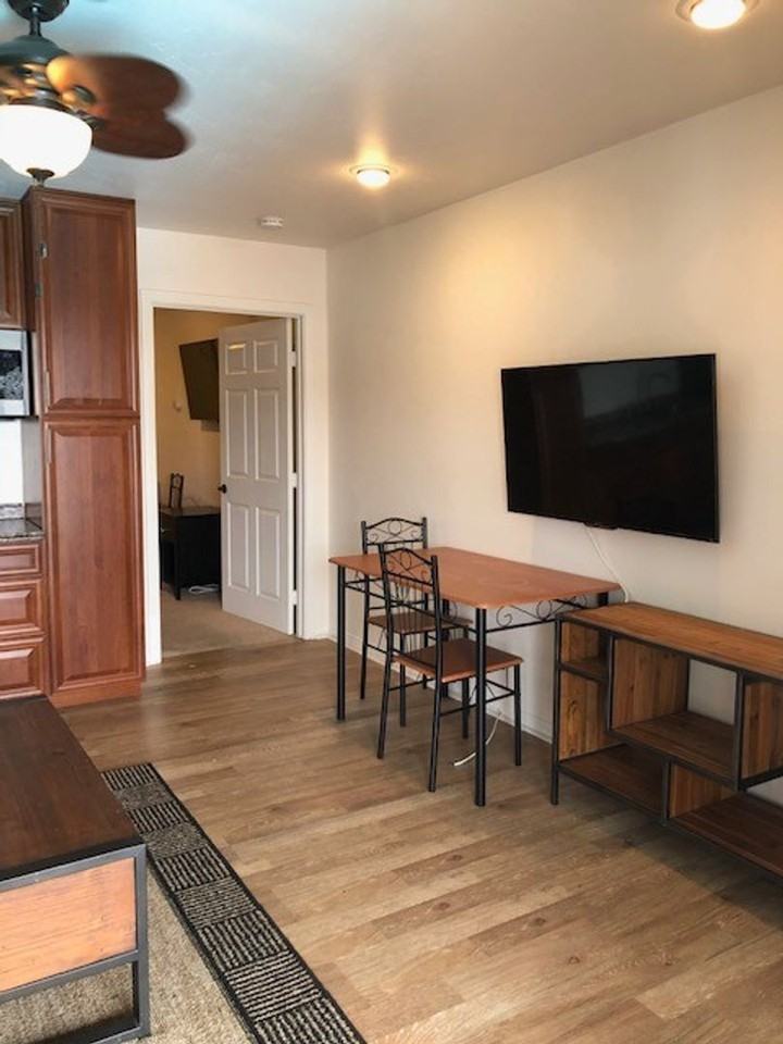 17200 Newhope St #6 - Photo 2 of 9