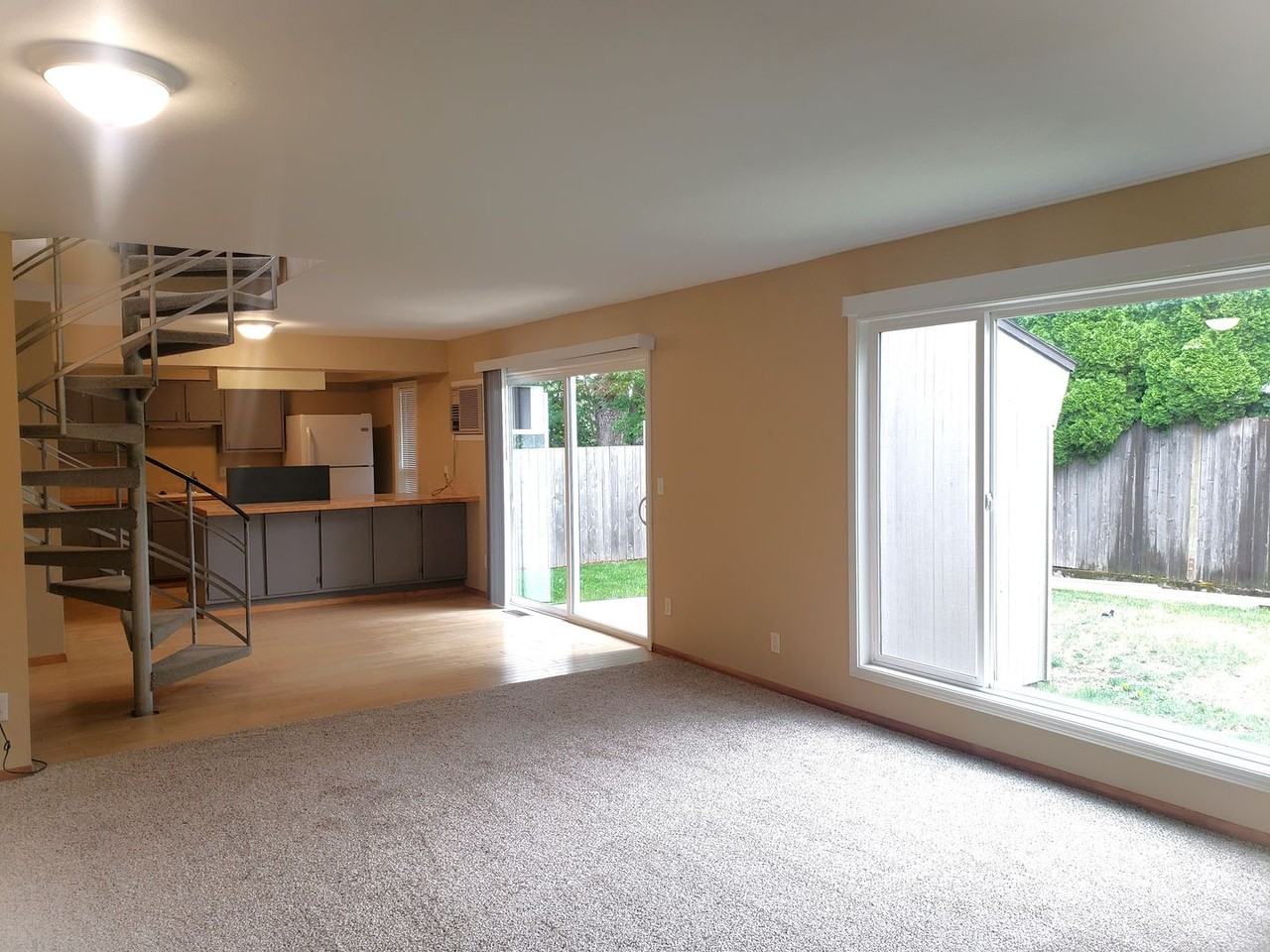 8316 Sw Terwilliger Blvd - Photo 3 of 26