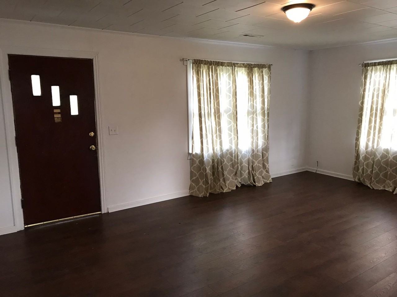 2133 Upper River Rd - Photo 4 of 10