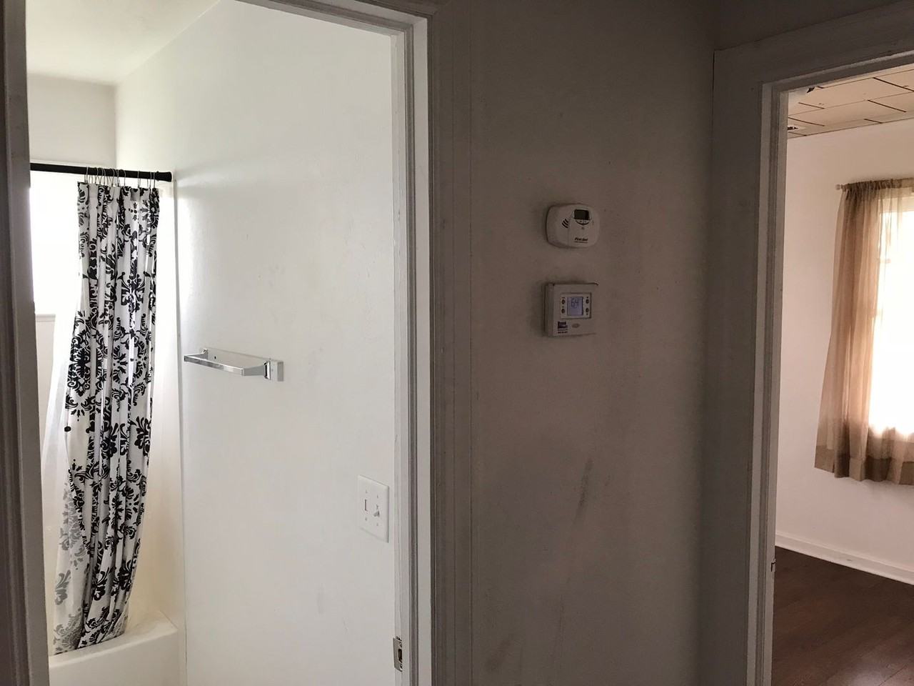2133 Upper River Rd - Photo 5 of 10