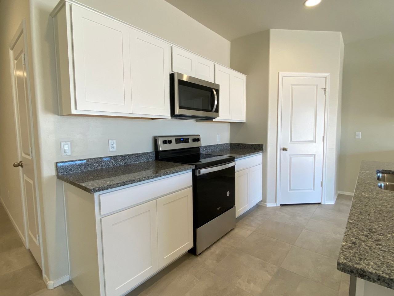 1166 W Avalon Canyon Dr - Photo 6 of 33