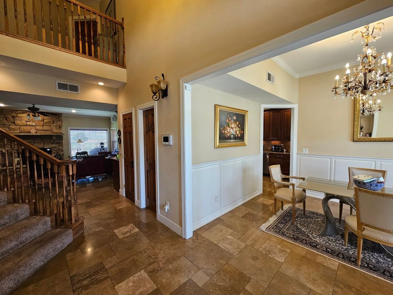 311 Desert Sun Ct - Photo 5 of 47