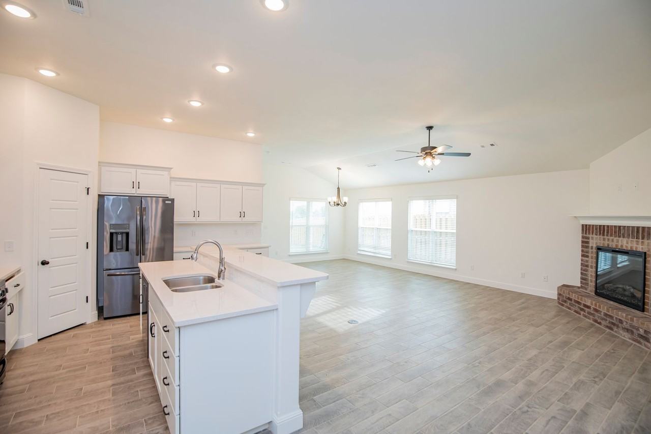 1021 Pink Lady Pl - Photo 6 of 25