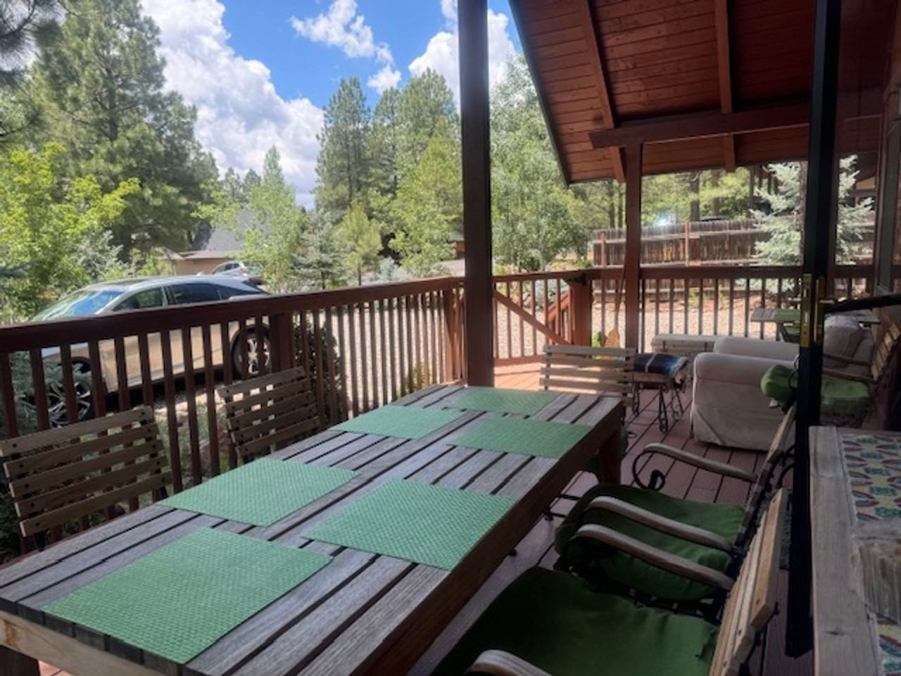 690 E Trout Creek Rd - Photo 2 of 21