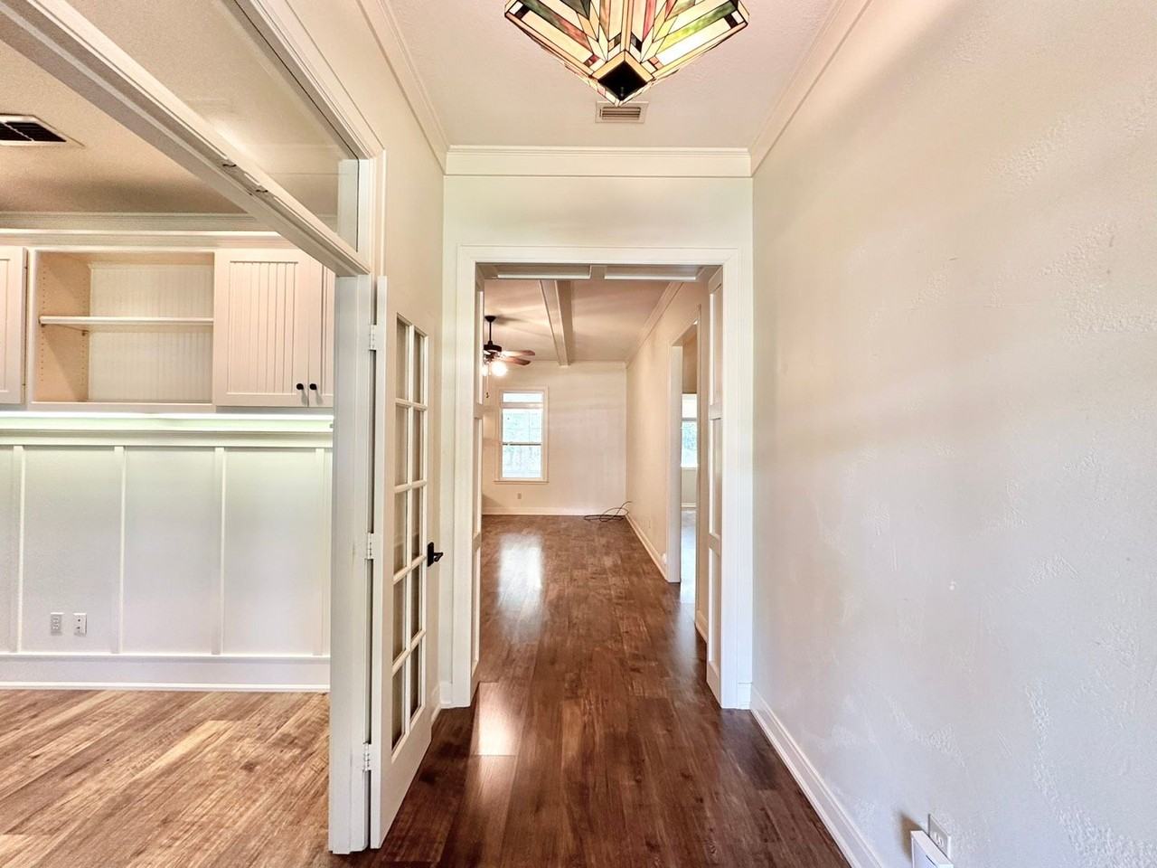 19390 Sandhill Ln - Photo 3 of 44