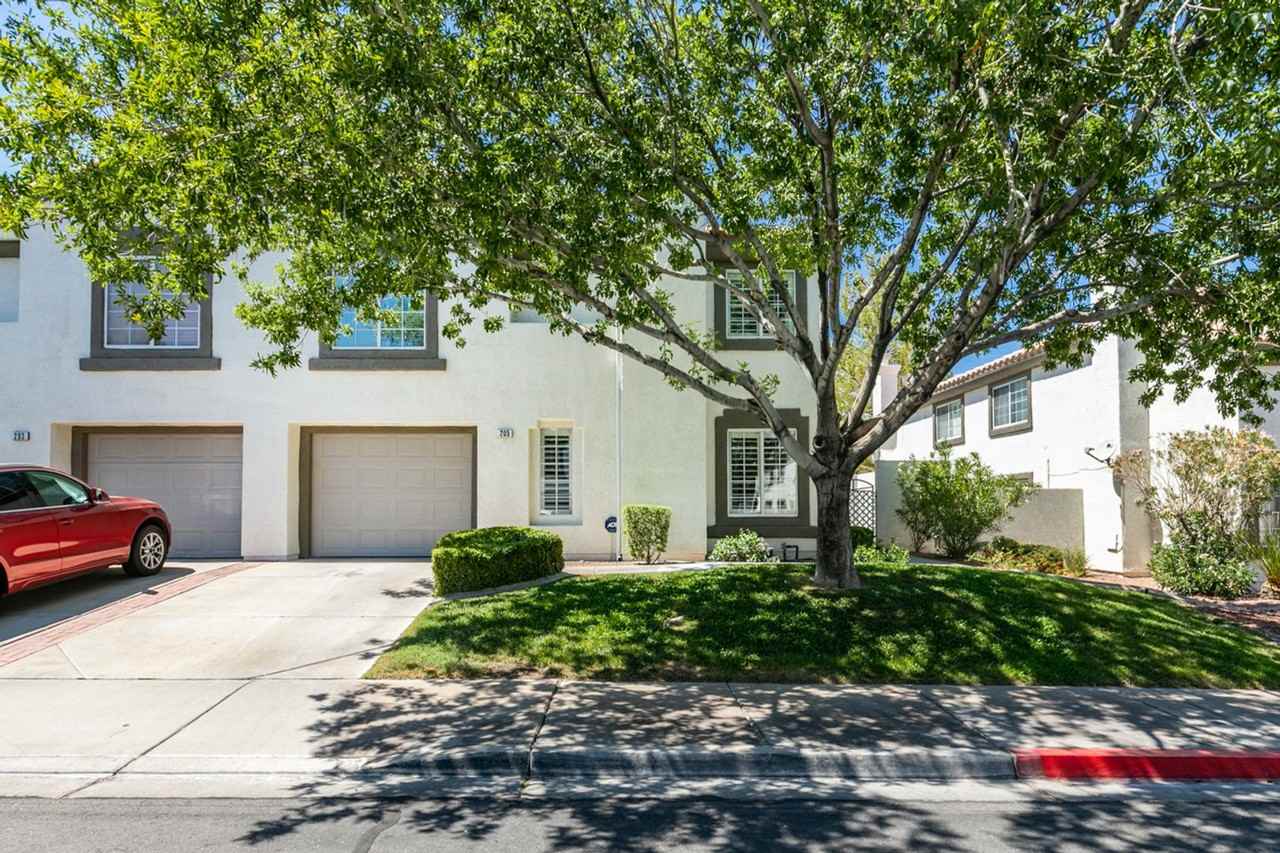 205 Luninborg St - Photo 2 of 43