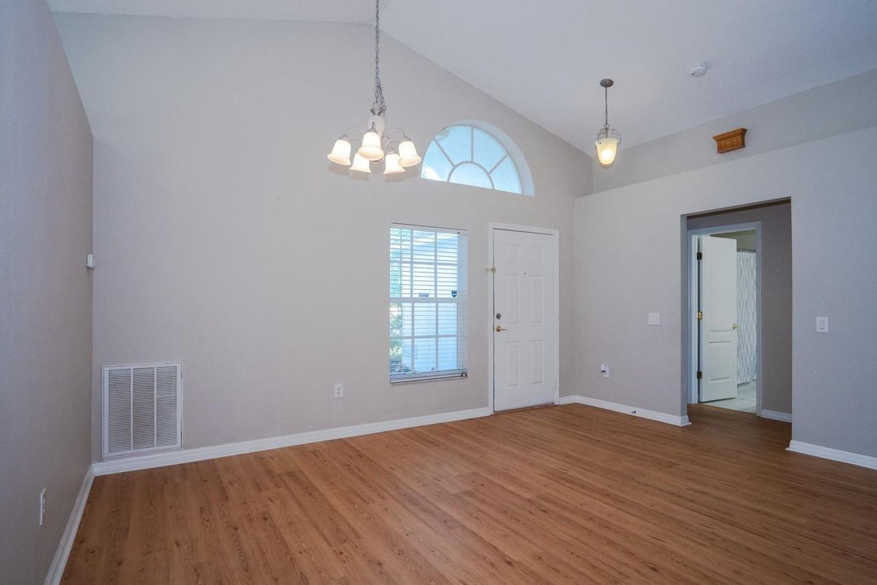 10815 Lakeside Vista Dr - Photo 7 of 36