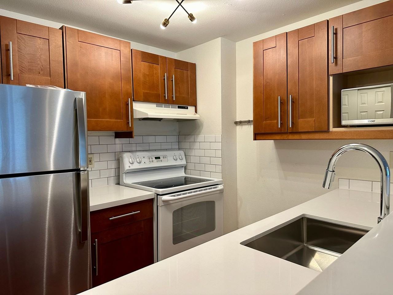 1614 Summit Avenue #206 - Photo 4 of 16