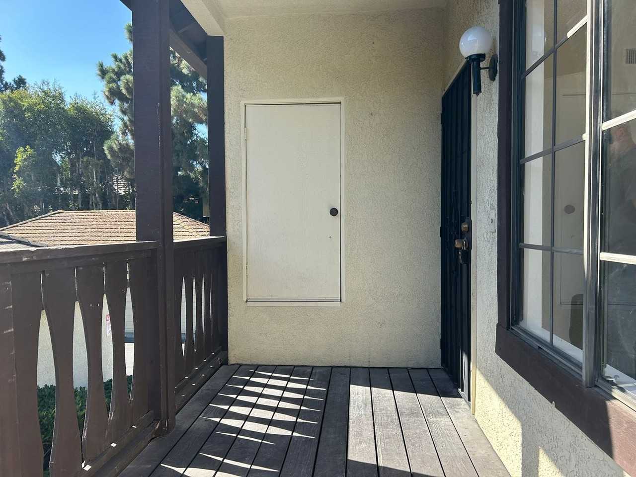 13906 Breezeway Dr - Photo 2 of 26