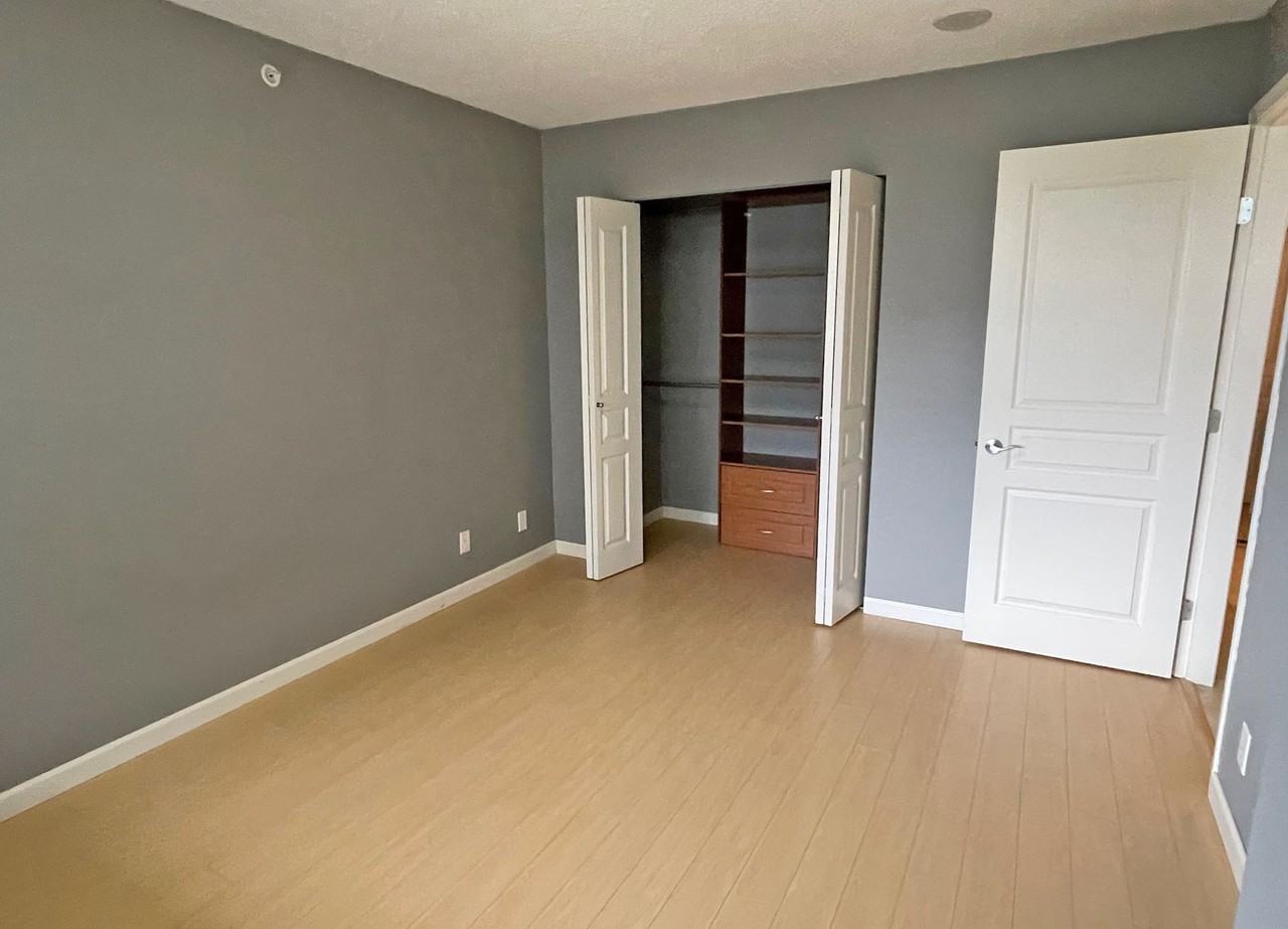 9298 University Crescent #305 - Photo 6 of 13